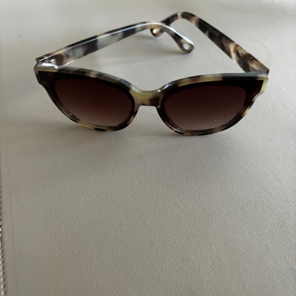 Prive Revaux Beige Tortoise Shell Sunglasses - Picture 3 of 7